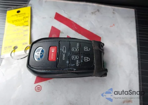 2022 Toyota Sienna Xle Woodland Edition z USA, uszkodzony, nr VIN 5TDASKFC2NS049068